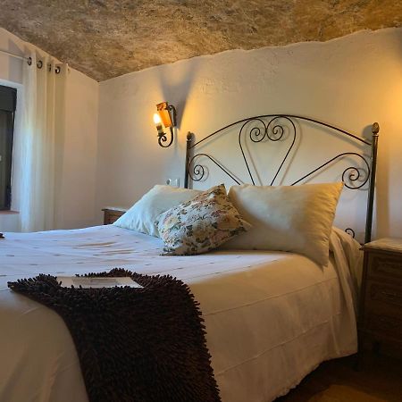 Casa Cueva "Las Calcetas" Affittacamere Setenil De Las Bodegas Esterno foto