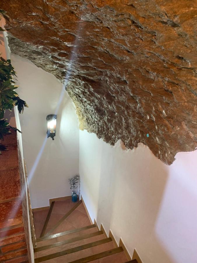 Casa Cueva "Las Calcetas" Affittacamere Setenil De Las Bodegas Esterno foto